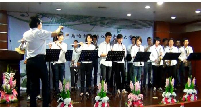 “雅馬哈杯”浙江省大學(xué)生日語演講比賽—日本流行歌曲進(jìn)行的中日國(guó)際文化交流