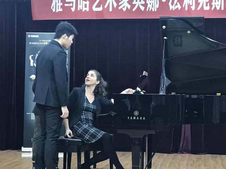 2017雅馬哈亞洲音樂獎學(xué)金-西安音樂學(xué)院頒獎儀式暨雅馬哈海外藝術(shù)家英娜·法利克斯鋼琴獨(dú)奏音樂會成功舉辦!