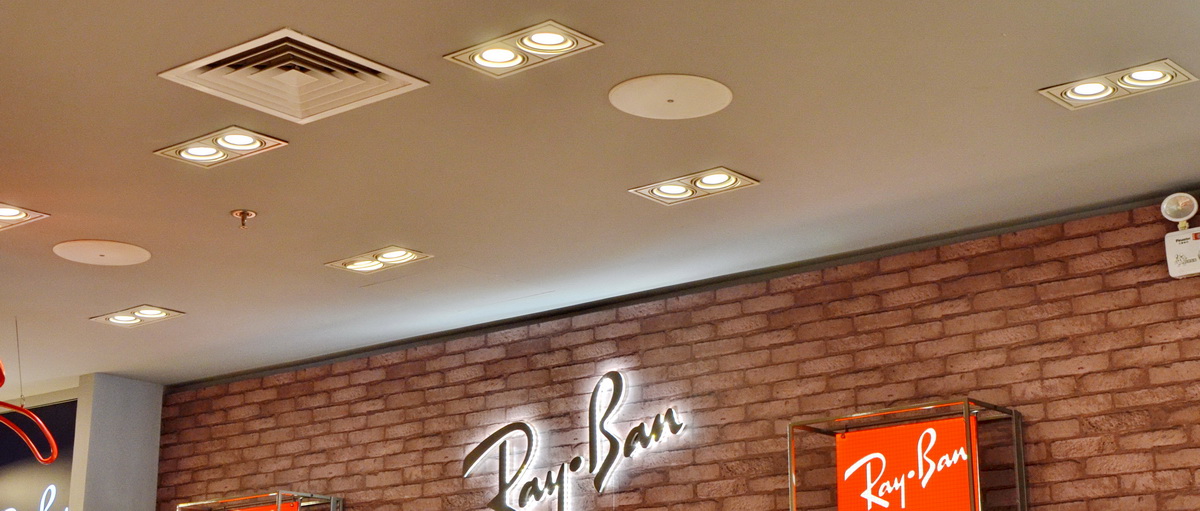 Ray?Ban 宏伊國際廣場店——雅馬哈 CIS 商用安裝系統(tǒng)的經(jīng)典應用