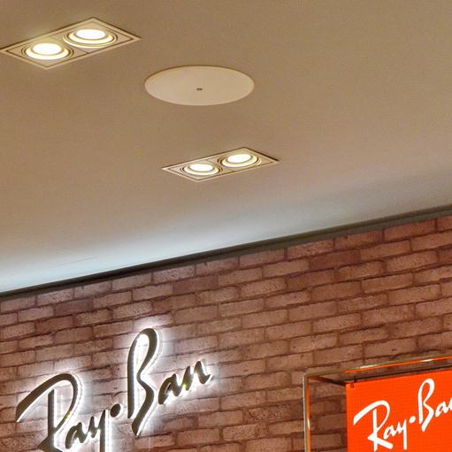 Ray?Ban 宏伊國(guó)際廣場(chǎng)店——雅馬哈 CIS 商用安裝系統(tǒng)的經(jīng)典應(yīng)用